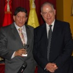 Carlos Ramos Nuñez recibió Premio Jurídico Manuel J Bustamante 2012